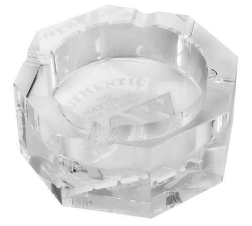 Aschenbecher aus Kristallglas von RAW in Geschenkverpackung