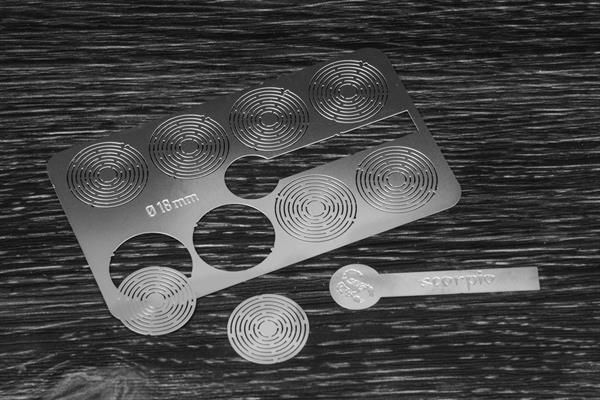 Scorpio Screencard Edelstahlsiebe "Cyber Formation", 18mm